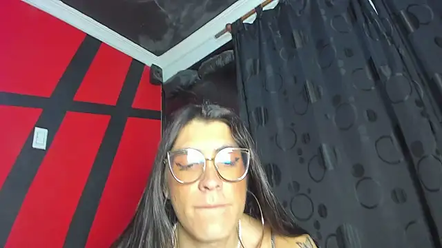 Chaminela 27 online show from 02-12-25, 03:49