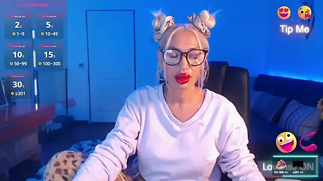 beauty chl0e online show from 10-05-25, 08:21