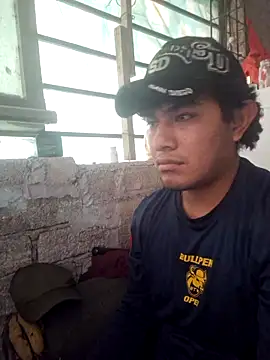 GusssHOT online show from 10-17-25, 03:47