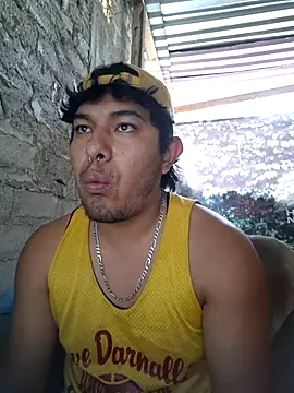 GusssHOT online show from 04-11-26, 03:49