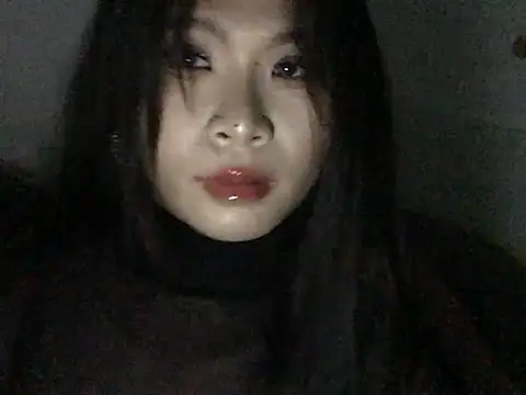 sukilove1992 online show from 04-16-26, 05:57