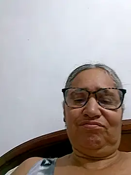 Snapshot of _candi chatting on 04-21-26, 06:53 candi online show from 04-21-26, 06:53