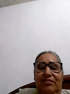 Snapshot of _candi chatting on 04-28-26, 02:21 candi online show from 04-28-26, 02:21