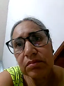 Snapshot of _candi chatting on 05-06-26, 10:30 candi online show from 05-06-26, 10:30