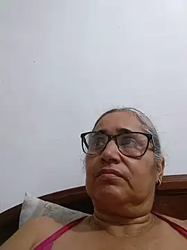 Snapshot of _candi chatting on 06-18-26, 11:43 candi online show from 06-18-26, 11:43