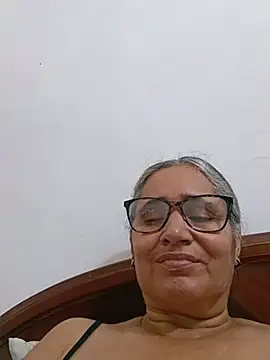 Snapshot of _candi chatting on 07-18-26, 02:47 candi online show from 07-18-26, 02:47