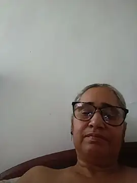 Snapshot of _candi chatting on 06-30-26, 11:43 candi online show from 06-30-26, 11:43