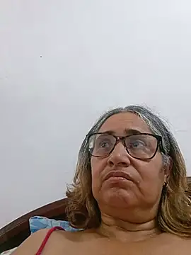 Snapshot of _candi chatting on 05-30-26, 01:28 candi online show from 05-30-26, 01:28