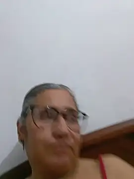 Snapshot of _candi chatting on 07-18-26, 02:42 candi online show from 07-18-26, 02:42