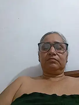 Snapshot of _candi chatting on 07-07-26, 04:37 candi online show from 07-07-26, 04:37