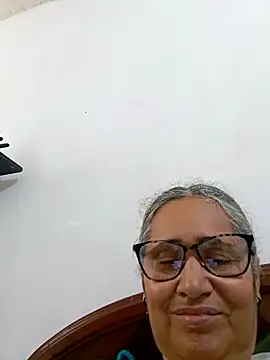 Snapshot of _candi chatting on 04-18-26, 03:14 candi online show from 04-18-26, 03:14