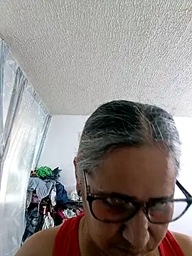 Snapshot of _candi chatting on 04-26-26, 11:51 candi online show from 04-26-26, 11:51