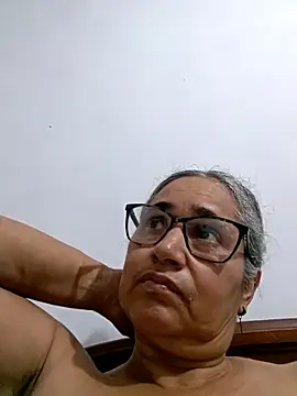 Snapshot of _candi chatting on 05-02-26, 02:39 candi online show from 05-02-26, 02:39