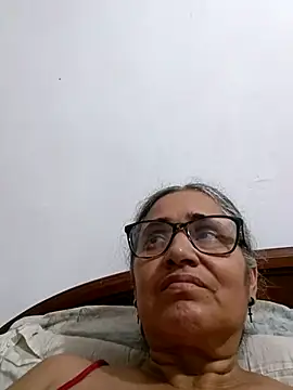 Snapshot of _candi chatting on 05-04-26, 03:10 candi online show from 05-04-26, 03:10