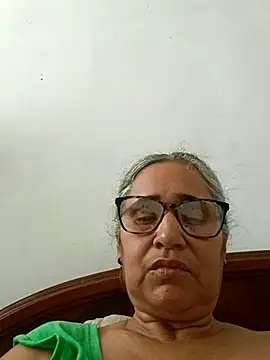 Snapshot of _candi chatting on 05-04-26, 03:48 candi online show from 05-04-26, 03:48
