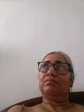 Snapshot of _candi chatting on 05-21-26, 04:26 candi online show from 05-21-26, 04:26