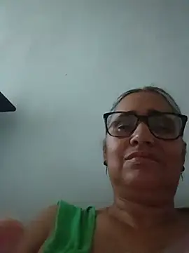 Snapshot of _candi chatting on 05-24-26, 11:21 candi online show from 05-24-26, 11:21