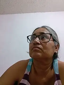 Snapshot of _candi chatting on 06-11-26, 12:54 candi online show from 06-11-26, 12:54