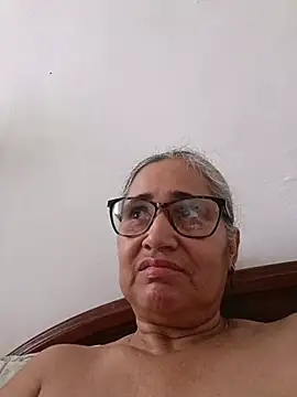 Snapshot of _candi chatting on 07-15-26, 12:34 candi online show from 07-15-26, 12:34