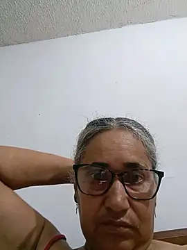 Snapshot of _candi chatting on 05-23-26, 04:11 candi online show from 05-23-26, 04:11