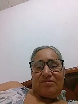 Snapshot of _candi chatting on 06-07-26, 02:50 candi online show from 06-07-26, 02:50