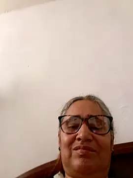  candi online show from 04-14-26, 02:33