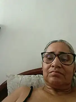 Snapshot of _candi chatting on 06-14-26, 08:21 candi online show from 06-14-26, 08:21