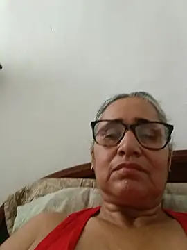 Snapshot of _candi chatting on 05-27-26, 02:57 candi online show from 05-27-26, 02:57