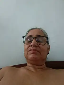 Snapshot of _candi chatting on 07-06-26, 12:34 candi online show from 07-06-26, 12:34