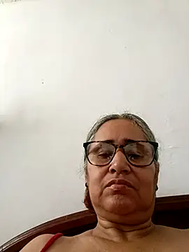 Snapshot of _candi chatting on 04-27-26, 01:31 candi online show from 04-27-26, 01:31