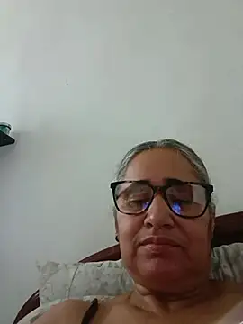 Snapshot of _candi chatting on 06-15-26, 12:16 candi online show from 06-15-26, 12:16