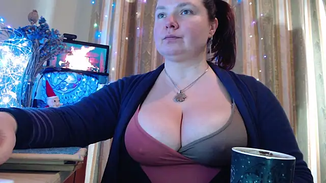 amorelara online show from 02-07-26, 01:08