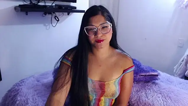 Snapshot of Prins_jazmin chatting on 06-21-26, 05:13 Prins jazmin online show from 06-21-26, 05:13