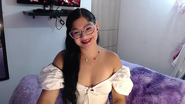 Snapshot of Prins_jazmin chatting on 05-13-26, 02:40 Prins jazmin online show from 05-13-26, 02:40