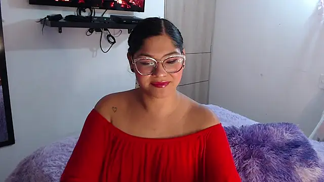 Snapshot of Prins_jazmin chatting on 05-11-26, 04:36 Prins jazmin online show from 05-11-26, 04:36