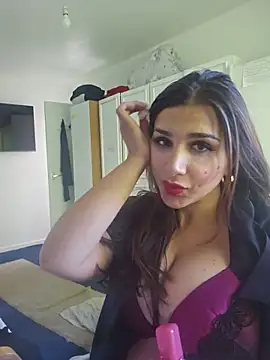 Snapshot of AfghanPrincess chatting on 05-15-26, 08:34 AfghanPrincess online show from 05-15-26, 08:34