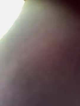Snapshot of RiriRoseey chatting on 05-20-26, 07:27 RiriRoseey online show from 05-20-26, 07:27