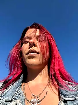 RiriRoseey online show from 11-02-25, 08:08