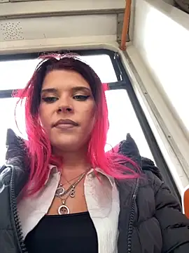 RiriRoseey online show from 11-05-25, 09:12