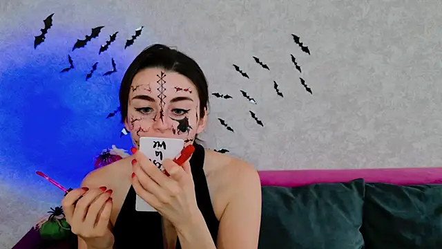 Snapshot of Miss_Arwen chatting on 10-31-25, 03:03 Miss Arwen online show from 10-31-25, 03:03