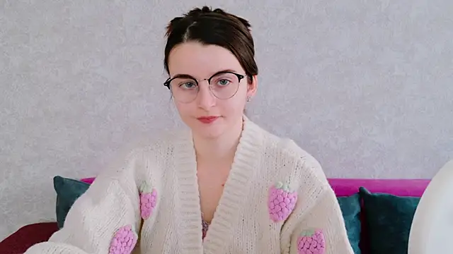 Snapshot of Miss_Arwen chatting on 12-01-25, 04:57 Miss Arwen online show from 12-01-25, 04:57