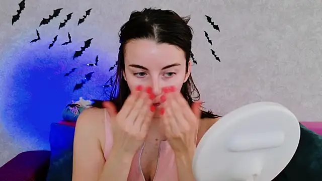 Snapshot of Miss_Arwen chatting on 10-27-25, 03:29 Miss Arwen online show from 10-27-25, 03:29