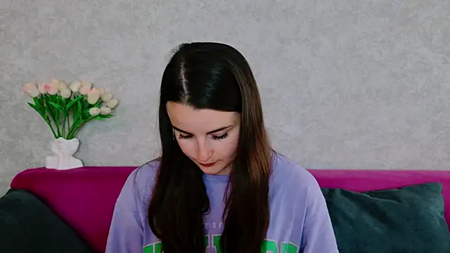 Snapshot of Miss_Arwen chatting on 09-09-25, 08:57 Miss Arwen online show from 09-09-25, 08:57