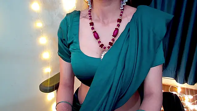 sassysonia online show from 02-19-26, 06:38