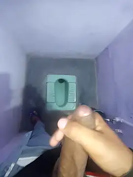 studboy1111 online show from 03-12-26, 09:19