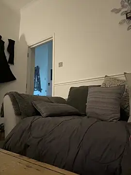 Shyboy817 online show from 02-09-26, 06:50