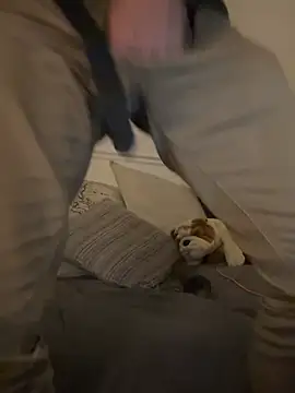 Shyboy817 online show from 02-11-26, 07:14