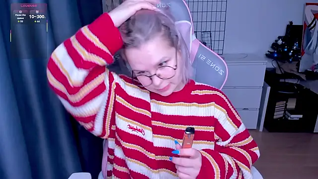 Snapshot of miray_kuriyama123 chatting on 02-25-26, 08:08 miray kuriyama123 online show from 02-25-26, 08:08