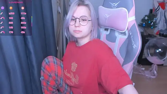 Snapshot of miray_kuriyama123 chatting on 02-17-26, 10:40 miray kuriyama123 online show from 02-17-26, 10:40