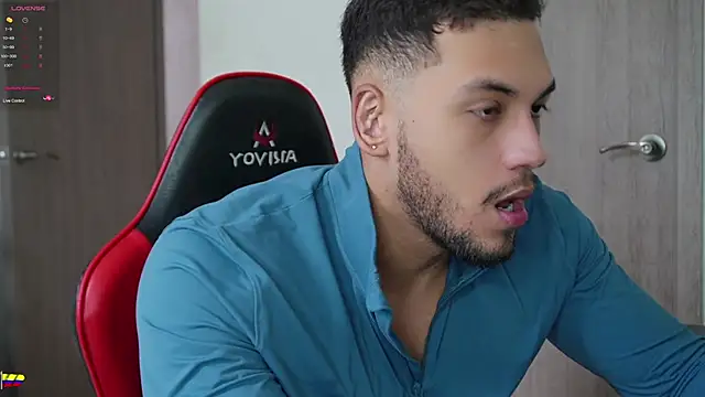 Snapshot of daniel_mejia1 chatting on 02-23-26, 03:45 daniel mejia1 online show from 02-23-26, 03:45